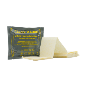 Opatrunek hemostatyczny Celox Gauze Z-Fold – gaza 7,6 cm × 1,52 m