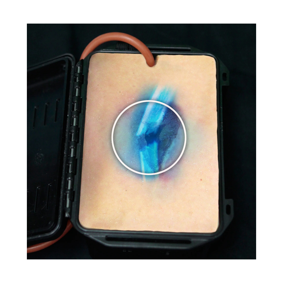 Trenazer tamowania krwotoku rana odlamkowa Shrapnel Wound in a Box®